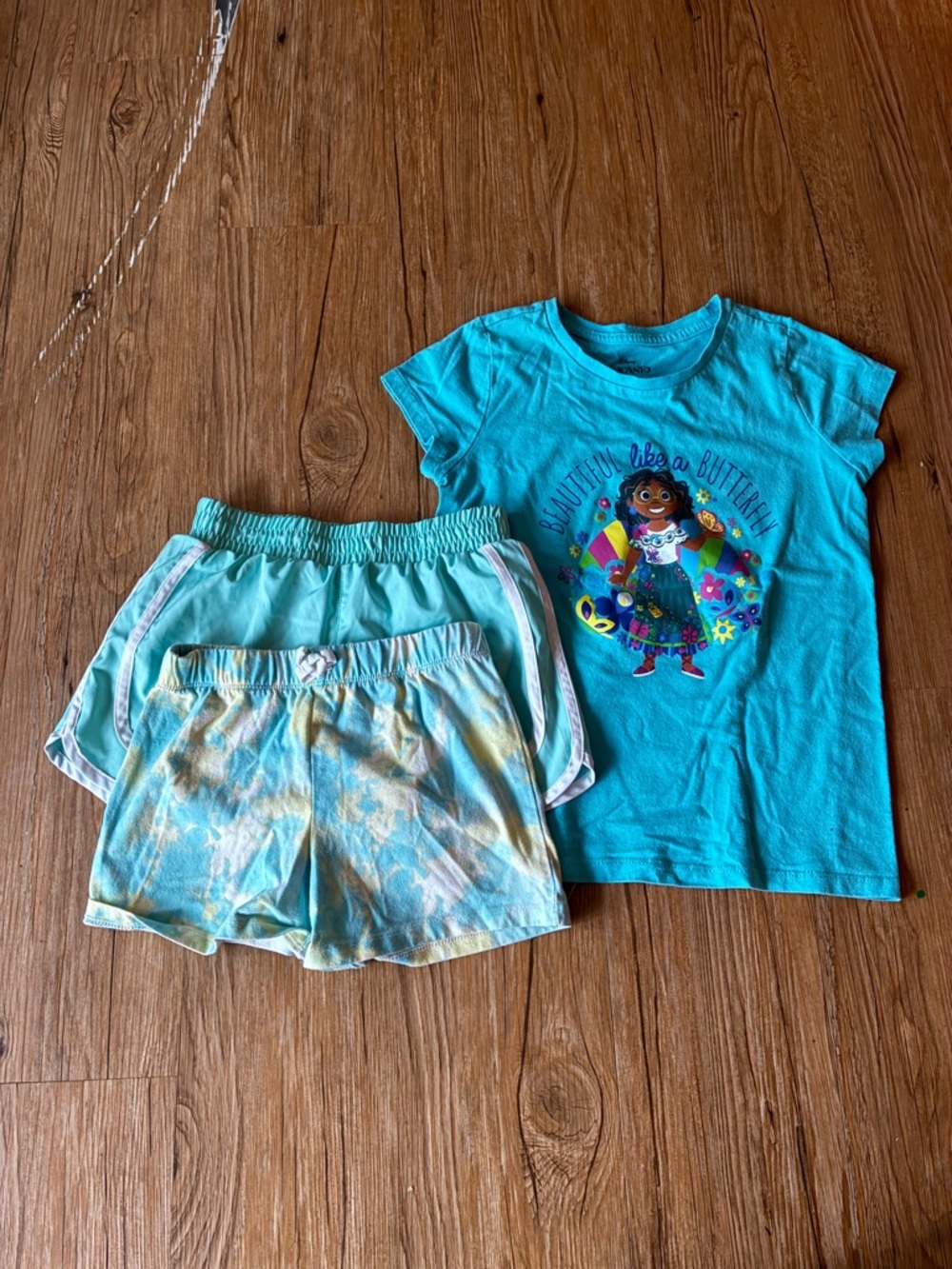 Girl’s athletic shorts bundle, kids size S/M (6/7/8)